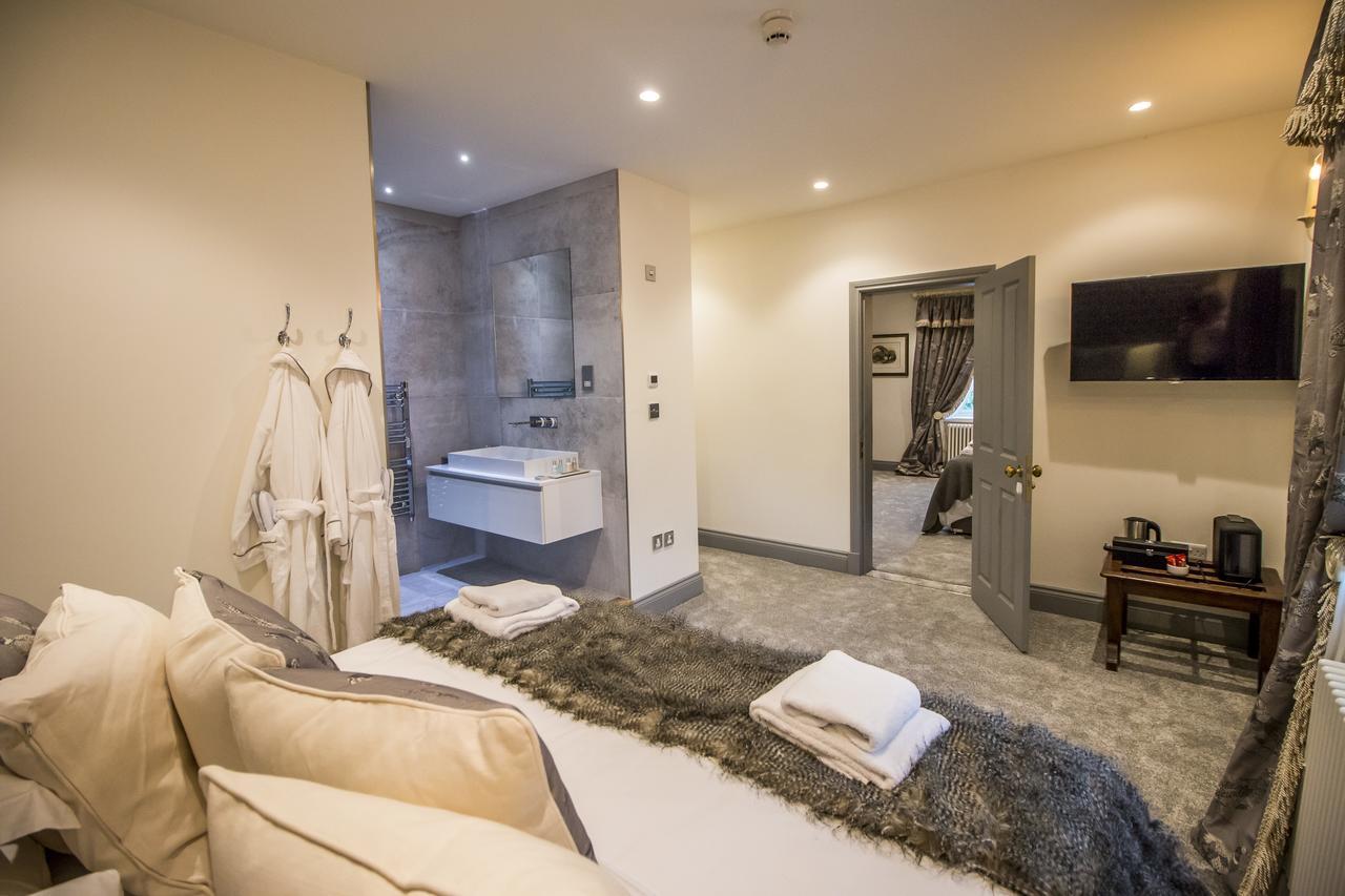 The Coach & Horses Inn Bolton by Bowland ภายนอก รูปภาพ